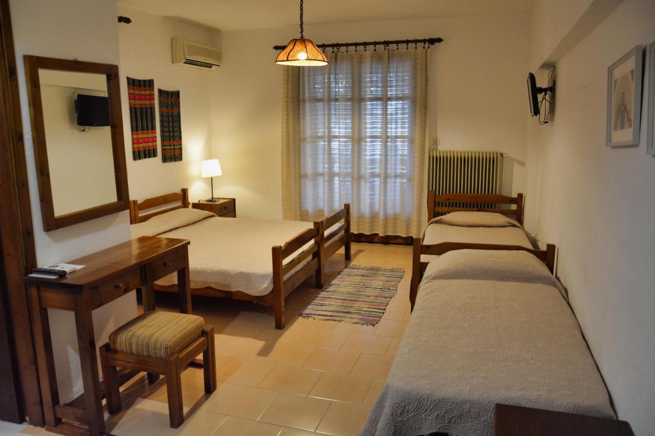 Papatzikos Traditional Guesthouse ネオス・マルマラス エクステリア 写真