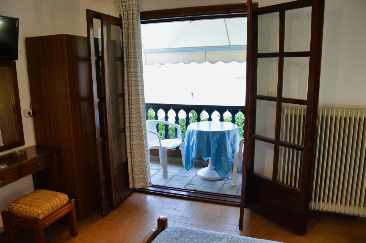 Papatzikos Traditional Guesthouse ネオス・マルマラス エクステリア 写真