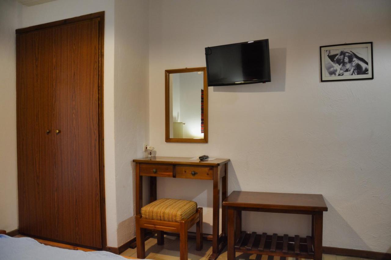 Papatzikos Traditional Guesthouse ネオス・マルマラス エクステリア 写真