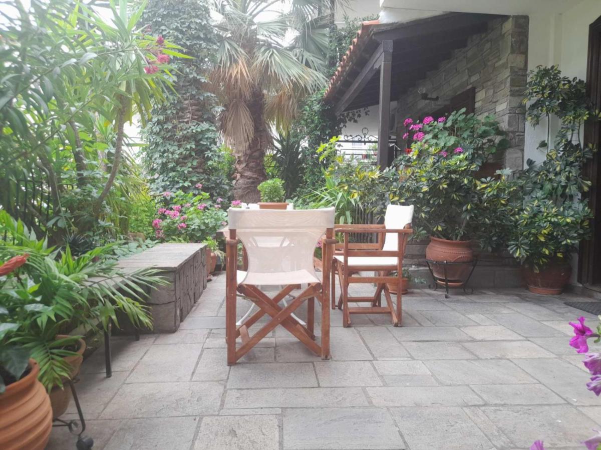 Papatzikos Traditional Guesthouse ネオス・マルマラス エクステリア 写真